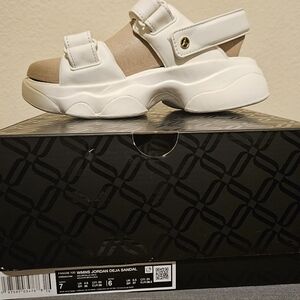 Jordan Deja Sandle